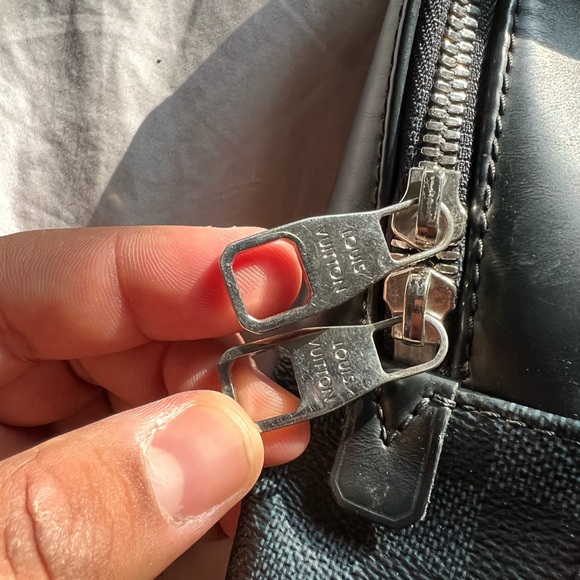 Louis Vuitton (Copa America's 2017) Limited Edition 100% Autentic - Picture 3 of 6